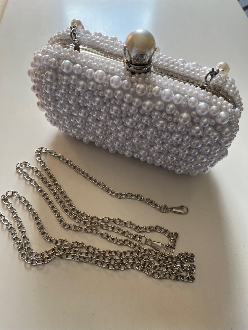 Bridal Pearl Beaded Clutch in Silver & White Like New